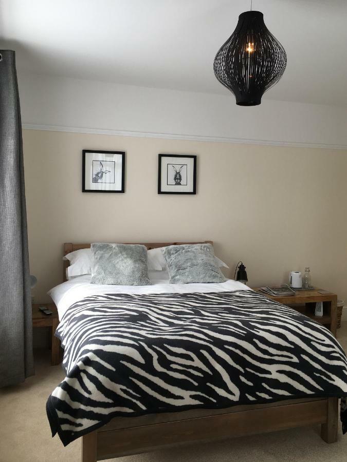 1 Ashford Road Guesthouse Redhill  Bagian luar foto